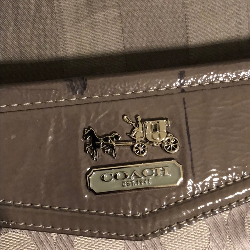 Coach Wristlet - Picture 3 of 4